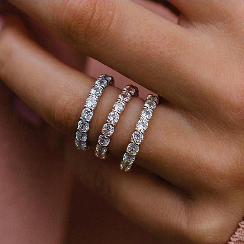 Elizka – Diamantring met dubbele band.