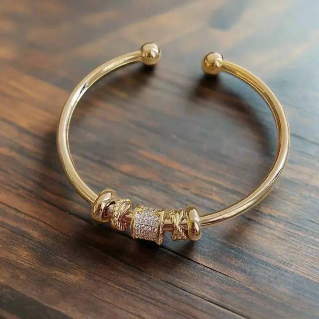 Nina - Verstelbare Gouden Armband met Bedels