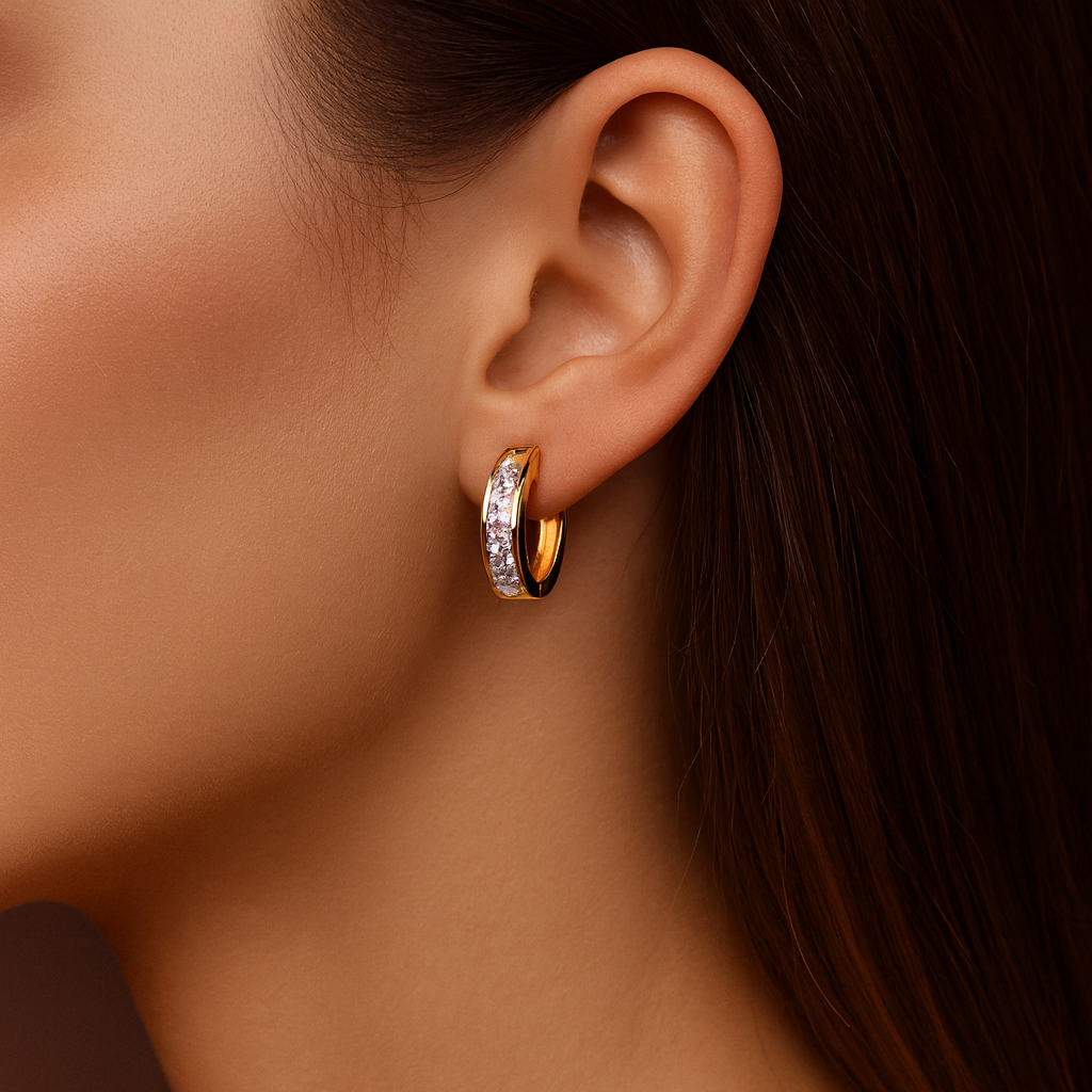 Pavlína - Hangende Oorbellen in Goud en Kristal